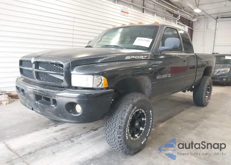 2000 Dodge Ram 2500 St from USA, damaged, VIN 3B7KF23Z5YG123720